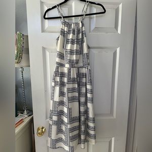 Summer dress w criss cross straps